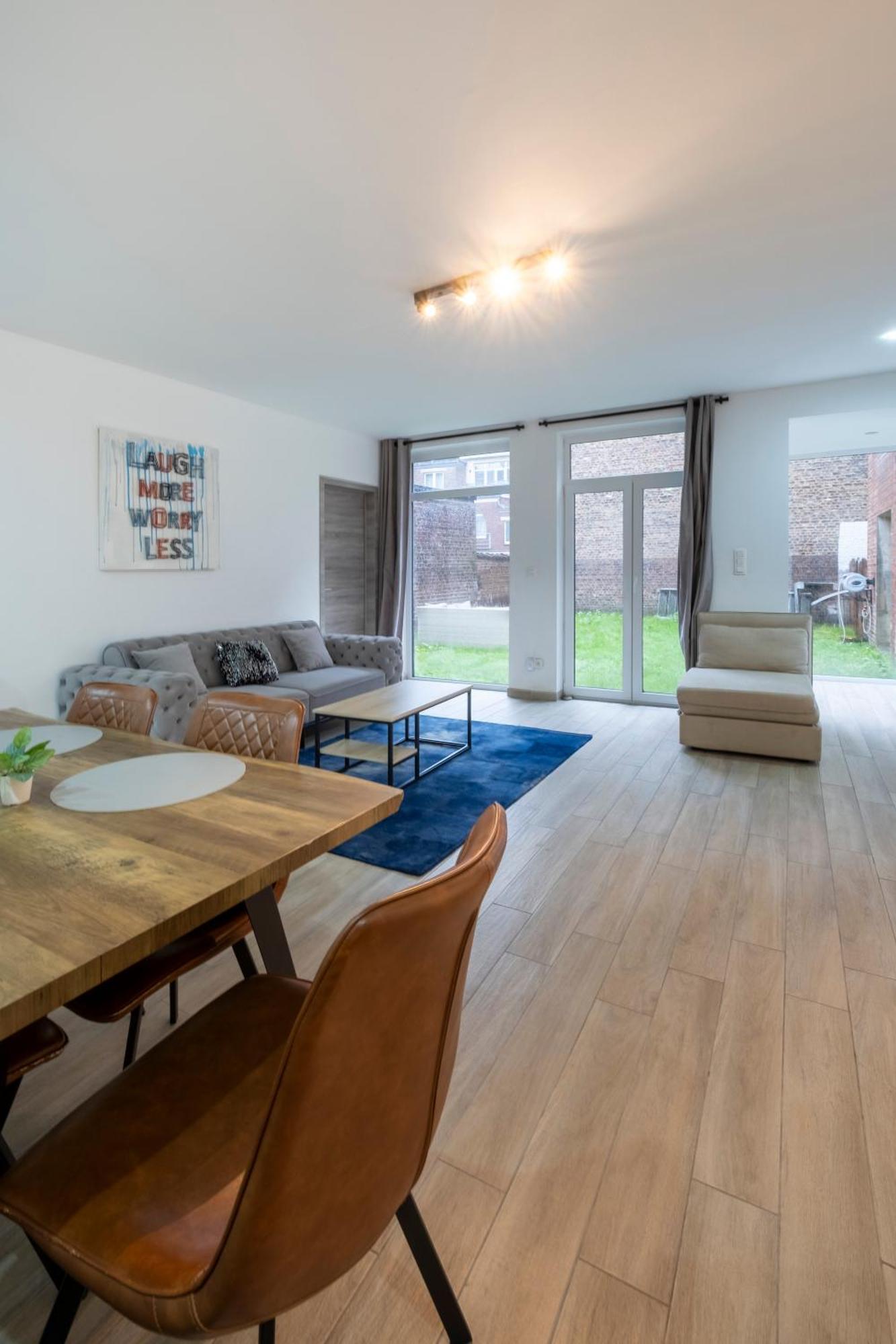 שרלרואה Nomad Apartments - Henin חדר תמונה