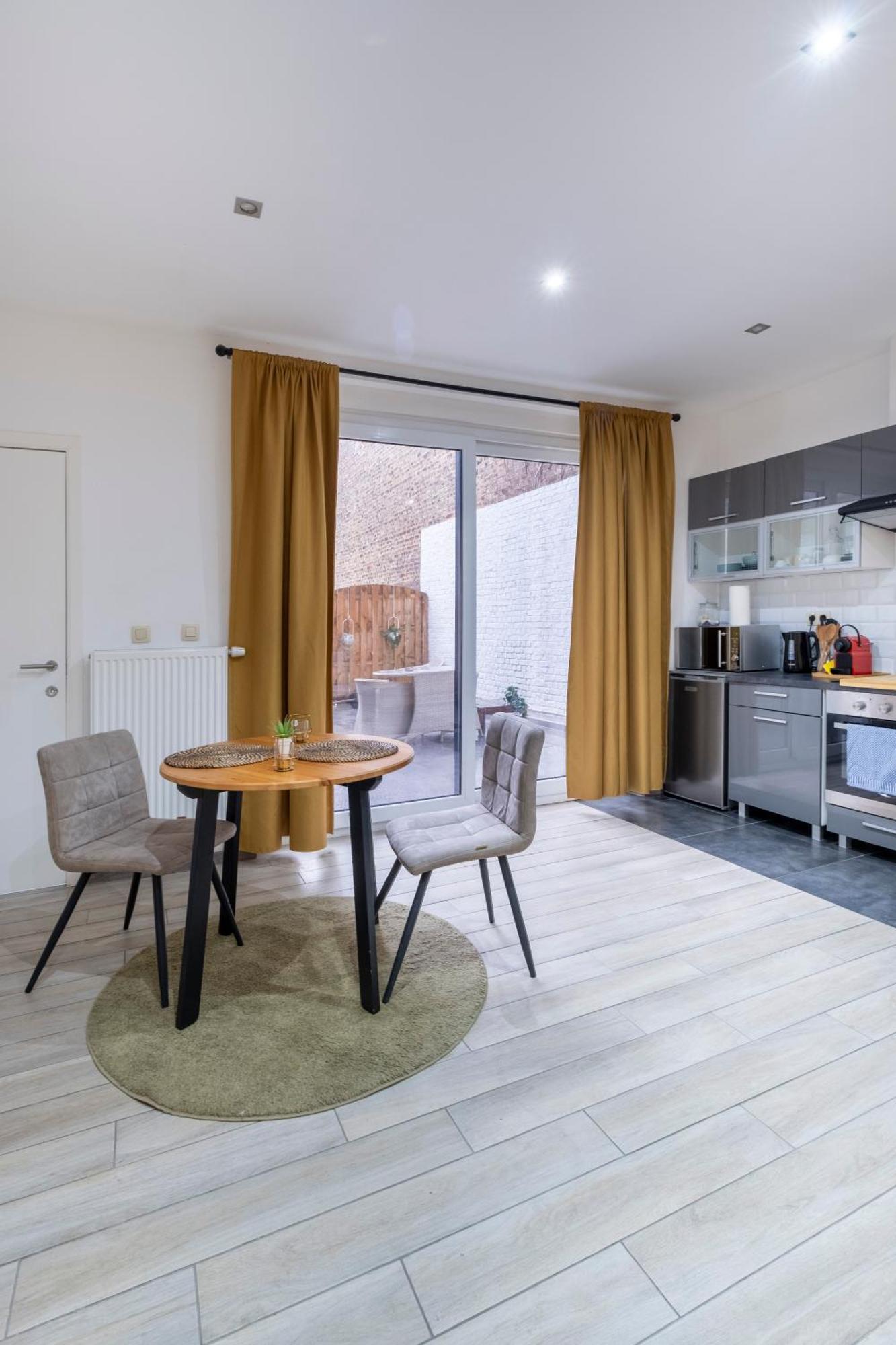 שרלרואה Nomad Apartments - Henin חדר תמונה