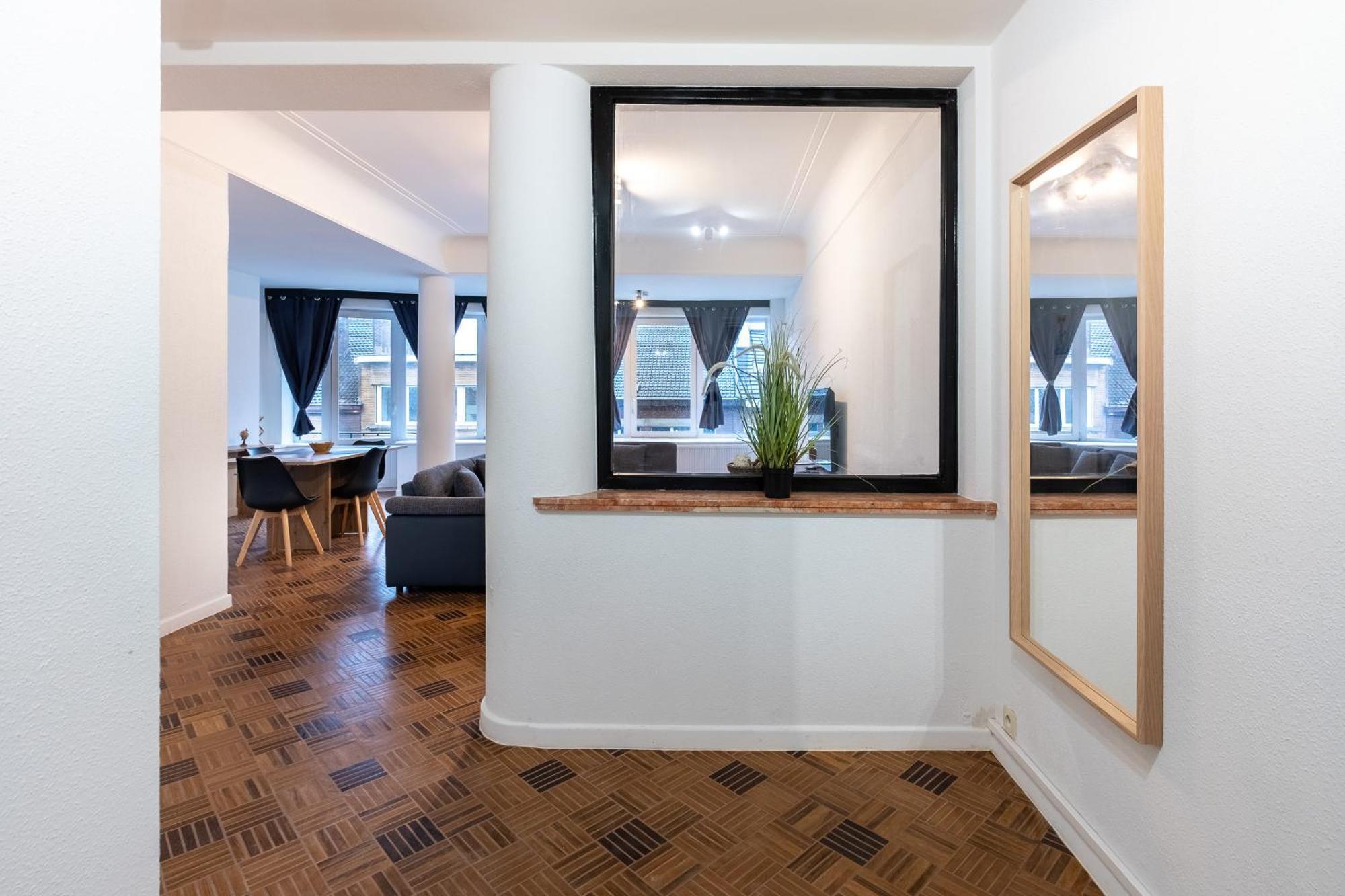 שרלרואה Nomad Apartments - Henin חדר תמונה